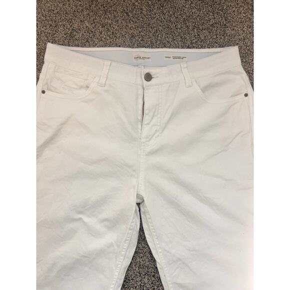 Curve Appeal-Gigi high rise white denim flare Female Size 32 - Picture 6 of 6